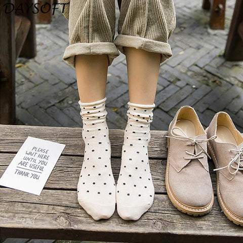DAYSOFT Harajuku Dot Women Socks Cute Female Fashion Casual Warm Cotton Winter Socks Funny Ladies Brand In Tube Socks Meias